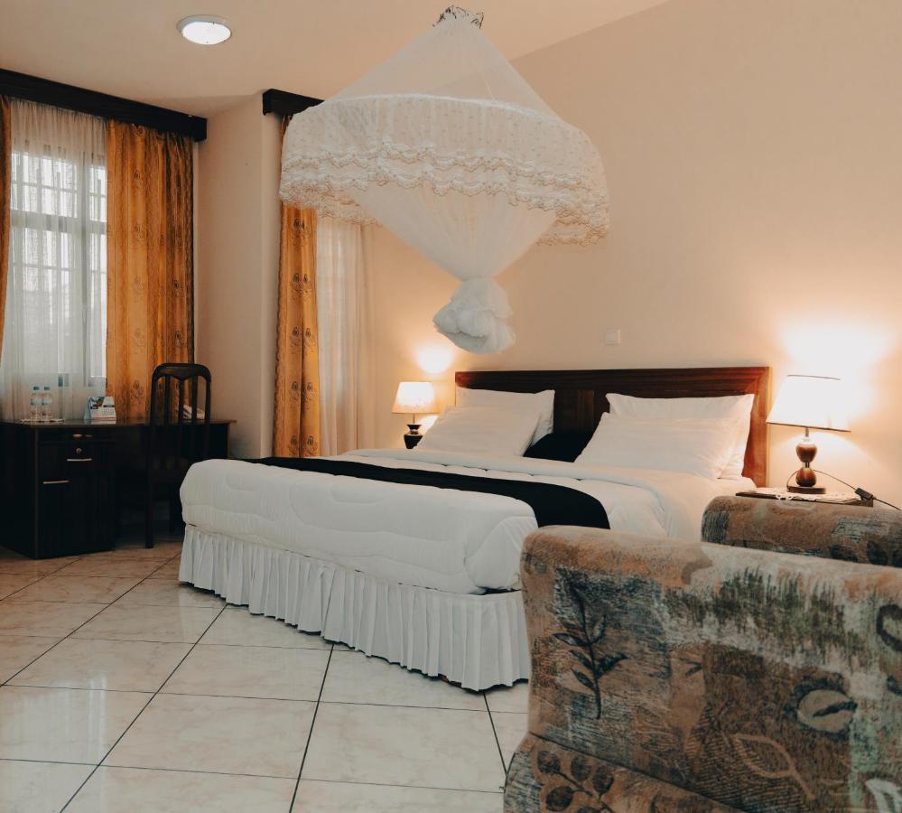 Centre Saint Vincent Pallotti Kigali Ngoại thất bức ảnh