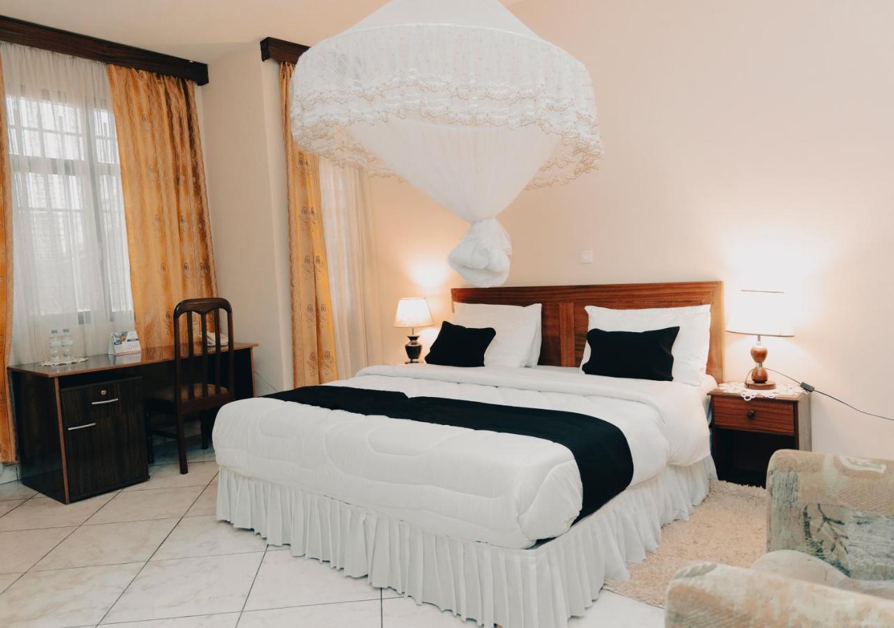 Centre Saint Vincent Pallotti Kigali Ngoại thất bức ảnh