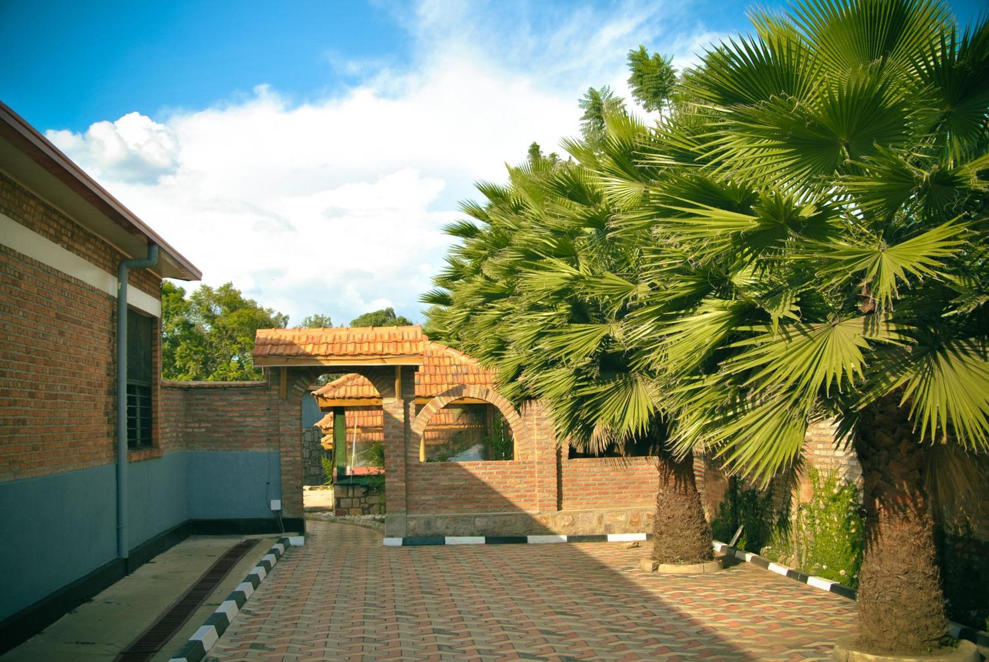 Centre Saint Vincent Pallotti Kigali Ngoại thất bức ảnh