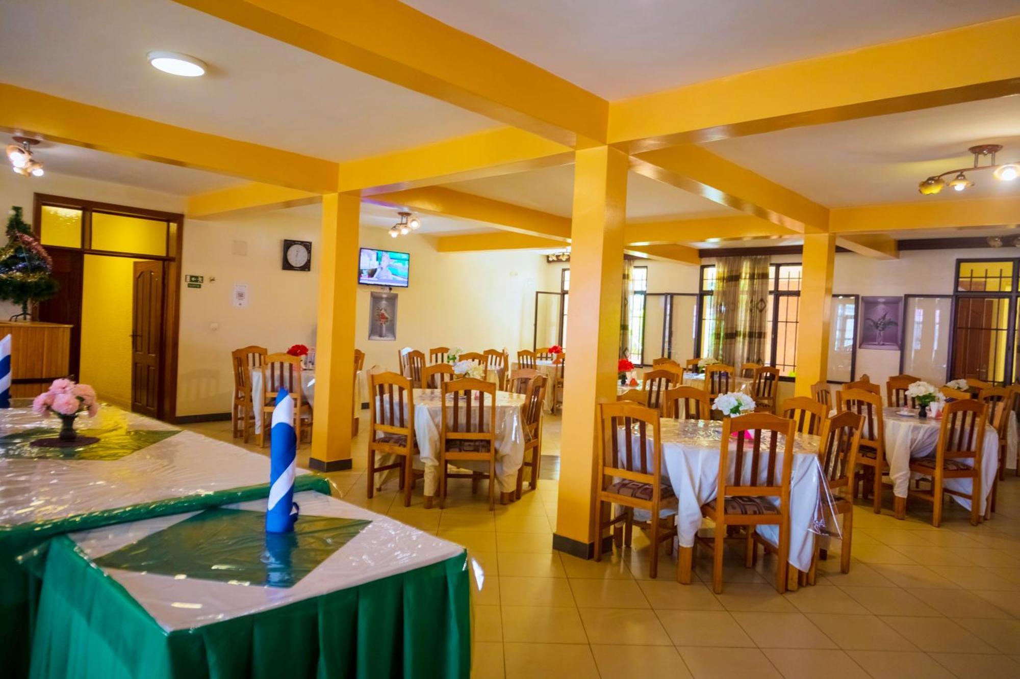 Centre Saint Vincent Pallotti Kigali Ngoại thất bức ảnh